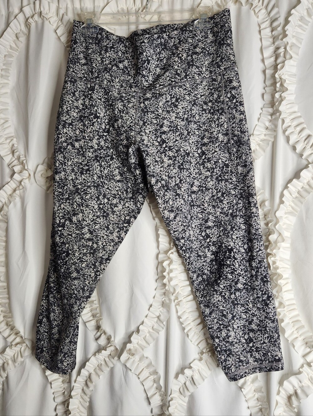 Athleta Leggings Black White Salutation Stash Pocket Textured Leggings Sz 1X